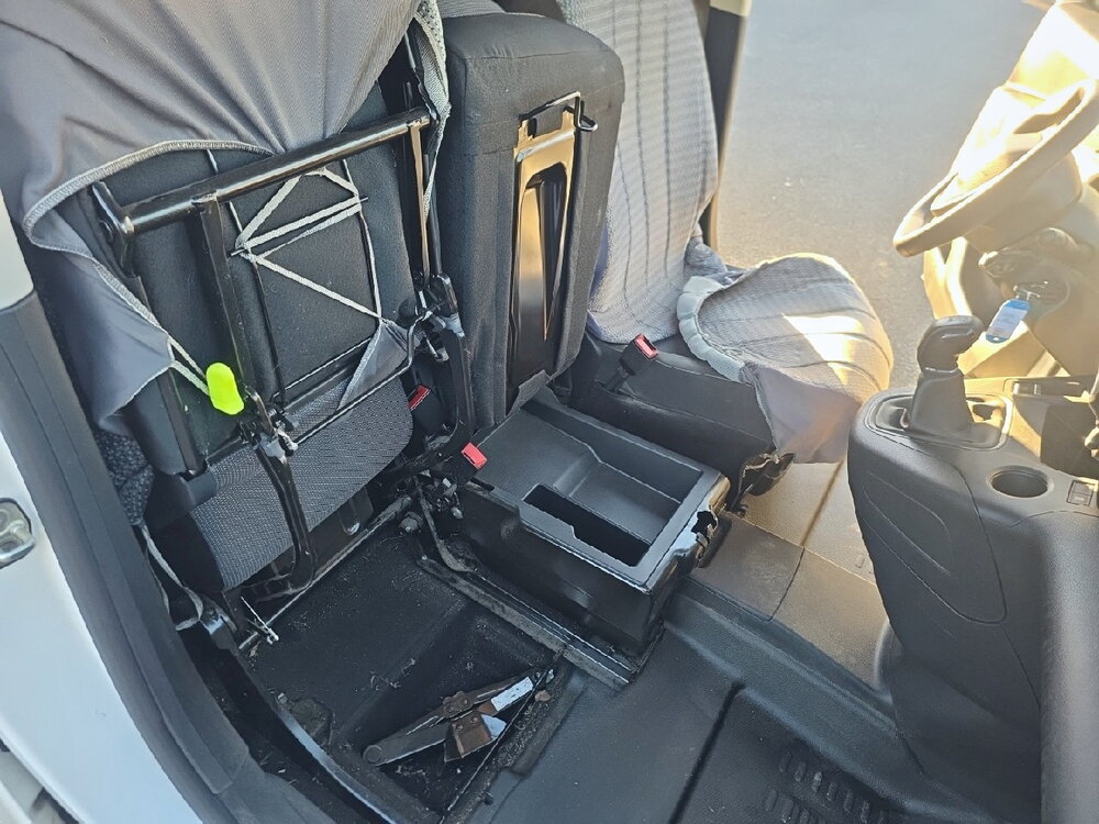 Occasion PEUGEOT Partner PARTNER FOURGON STANDARD 650 KG BLUEHDI 100 S&S BVM5 - PREMIUM