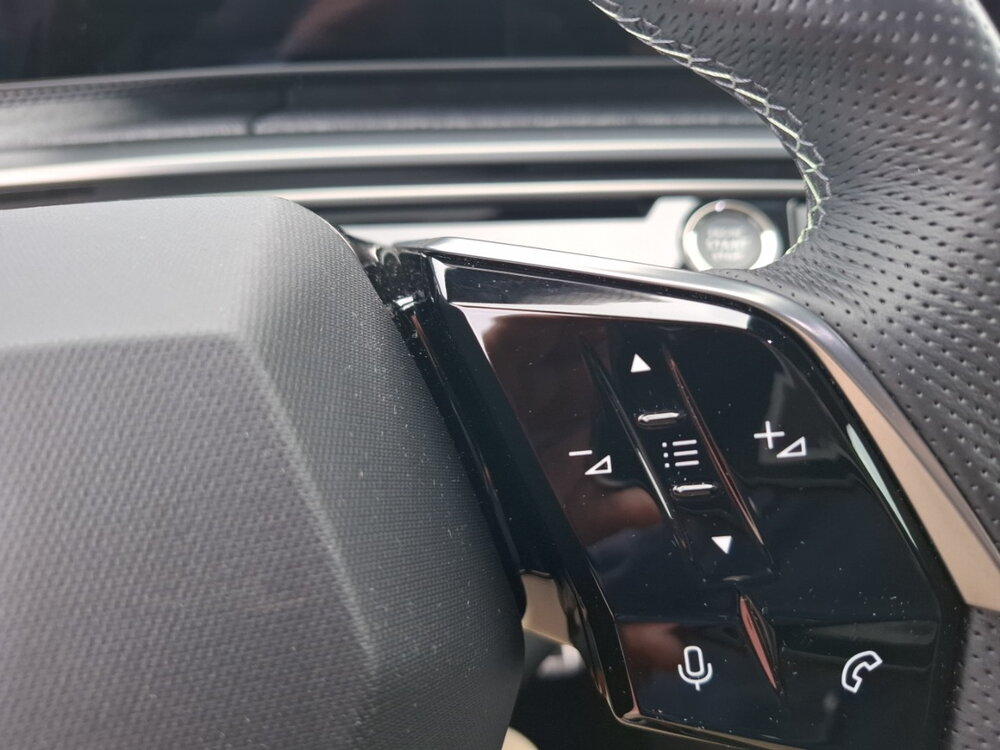 Occasion PEUGEOT 3008 3008 Hybrid 136 e-DCS6 - GT