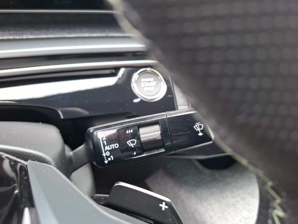 Occasion PEUGEOT 3008 3008 Hybrid 136 e-DCS6 - GT