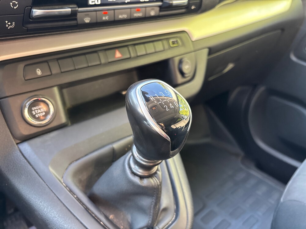 Occasion PEUGEOT Expert EXPERT CA FIXE M 2.0 D 145 S&S BVM6