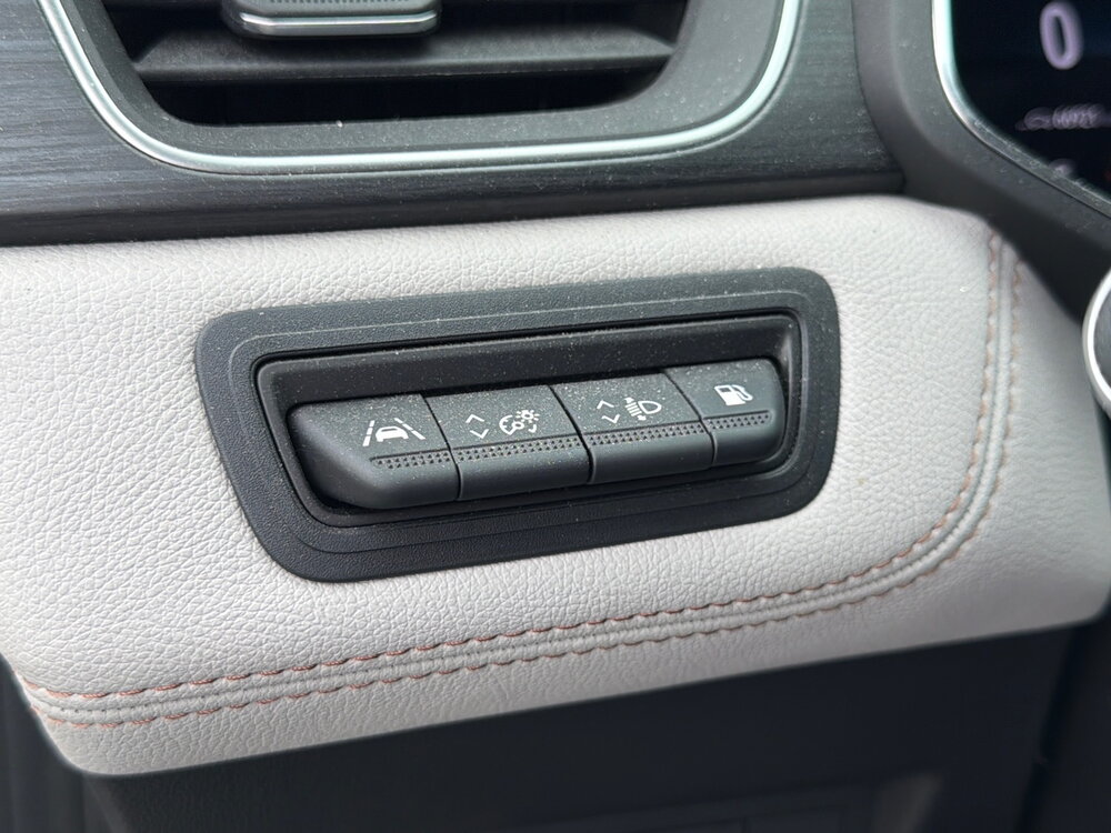 Occasion RENAULT Captur CAPTUR E-TECH Plug-In Hybride 160 initiale Paris - Intens