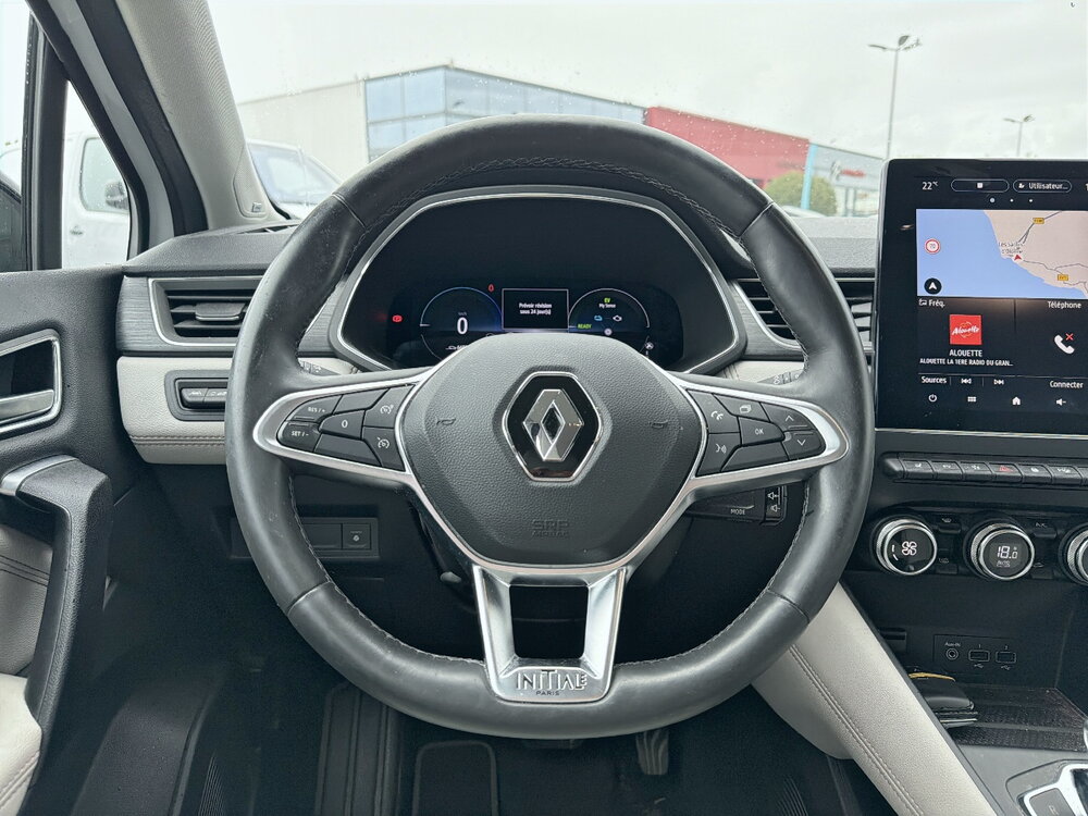 Occasion RENAULT Captur CAPTUR E-TECH Plug-In Hybride 160 initiale Paris - Intens