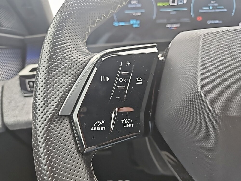 Occasion PEUGEOT 3008 3008 Electrique 210 ch 73 kWh - GT