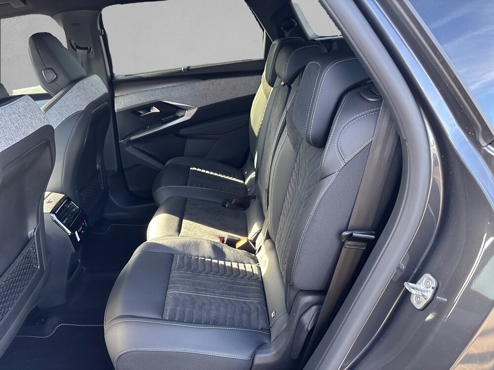 Occasion PEUGEOT 5008 5008 Hybrid 145 ch e-DCS6 - GT Exclusive