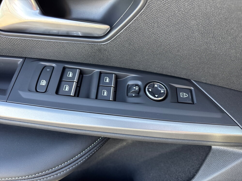 Occasion PEUGEOT 5008 5008 Hybrid 145 ch e-DCS6 - GT Exclusive