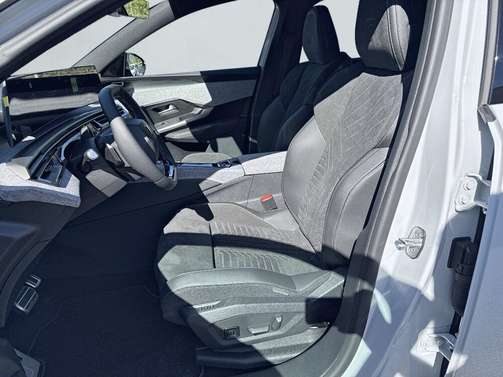 Occasion PEUGEOT 3008 3008 Hybrid 145 e-DCS6 - GT Exclusive