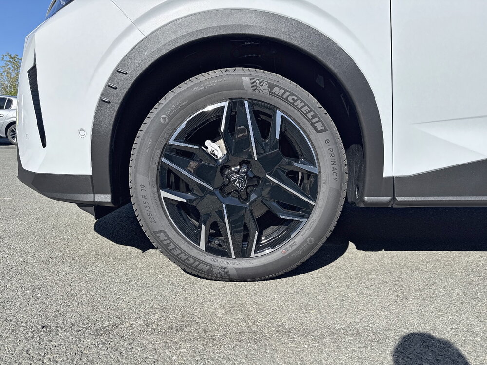 Occasion PEUGEOT 3008 3008 Hybrid 145 e-DCS6 - GT Exclusive