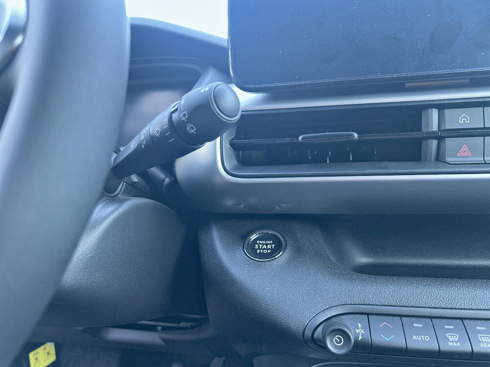 Occasion JEEP Avenger Avenger 1.2 Turbo T3 110 ch e-Hybrid BVR6 - Altitude
