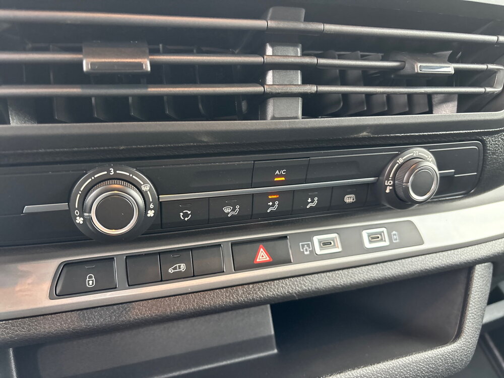 Occasion PEUGEOT Expert E-EXPERT FGN M 136 CH 75 KWH