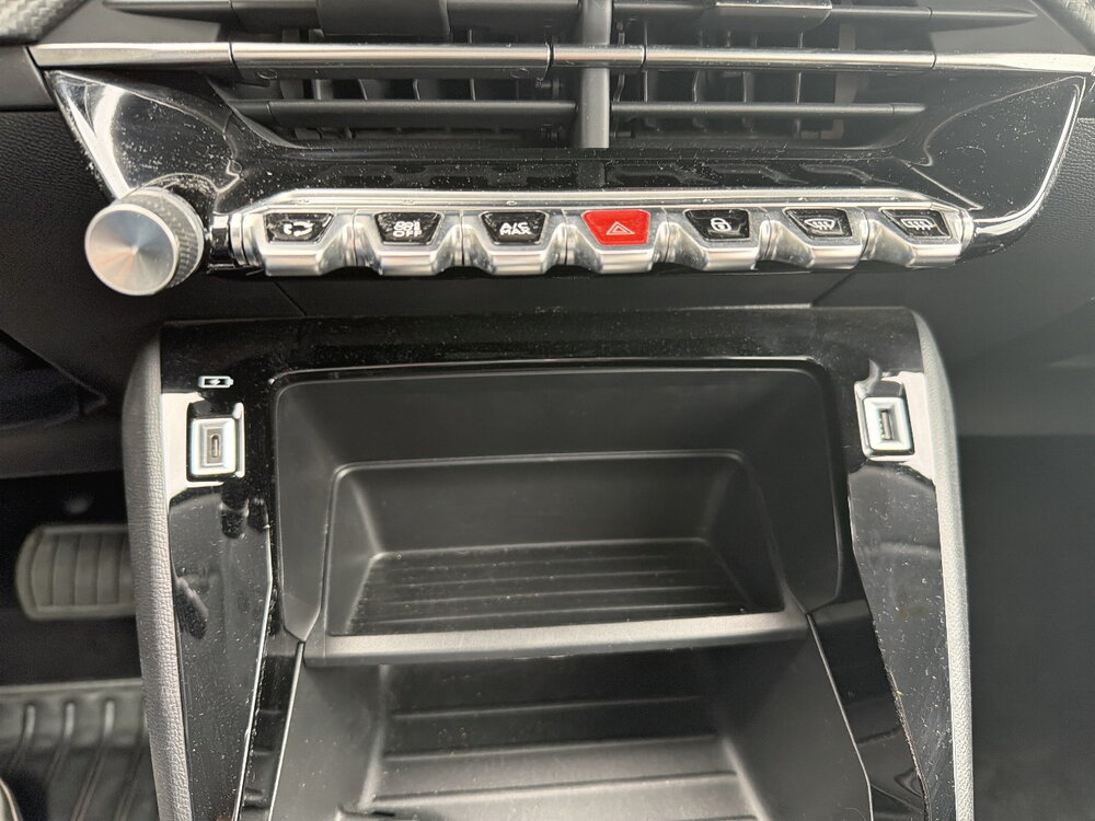 Occasion PEUGEOT 208 208 Electrique 50 kWh 136ch - Active