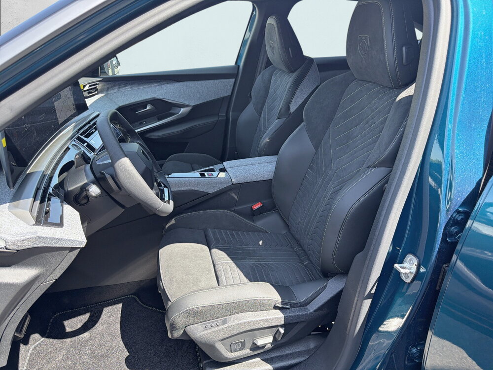 Occasion PEUGEOT 3008 3008 Electrique 210 ch 73 kWh - GT Exclusive