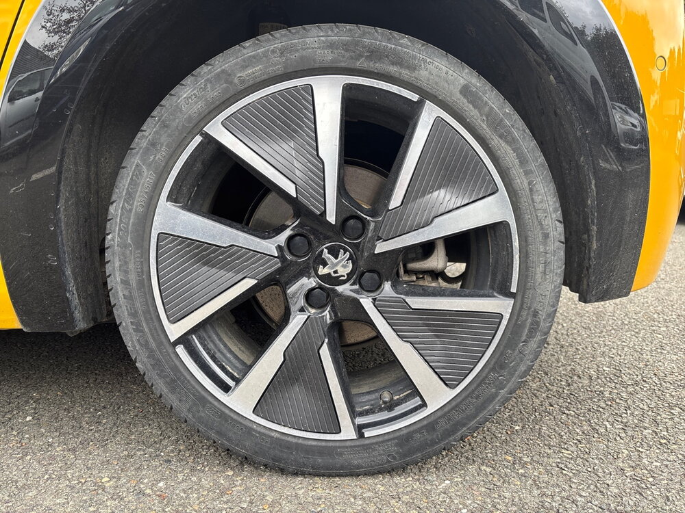 Occasion PEUGEOT 208 208 Electrique 50 kWh 136ch - GT