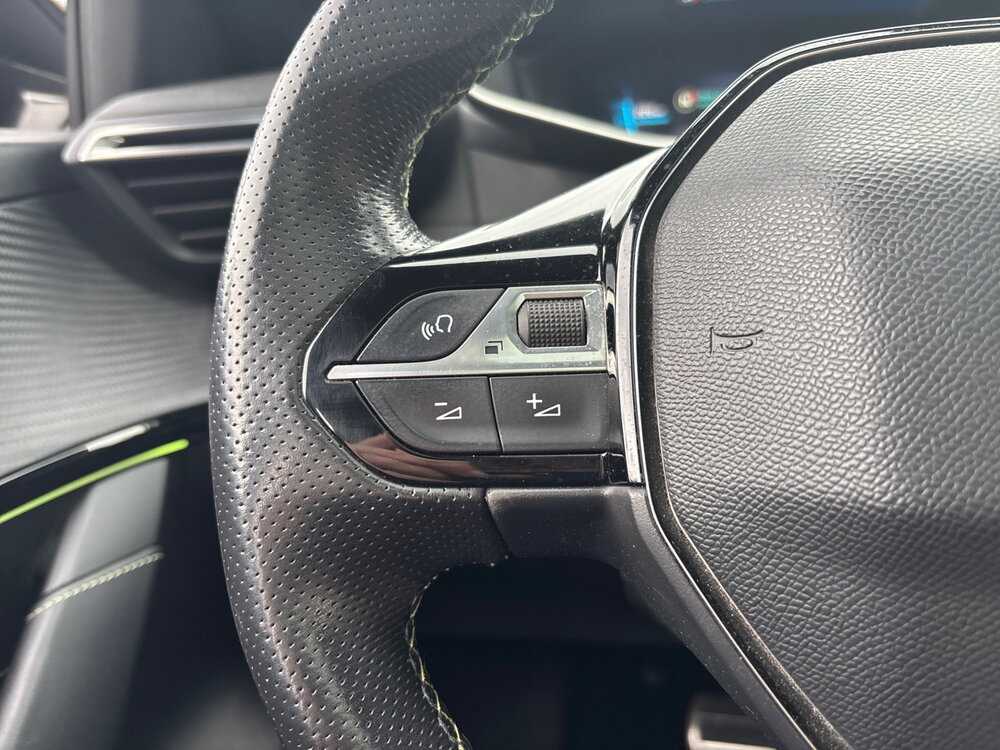 Occasion PEUGEOT 208 208 Electrique 50 kWh 136ch - GT