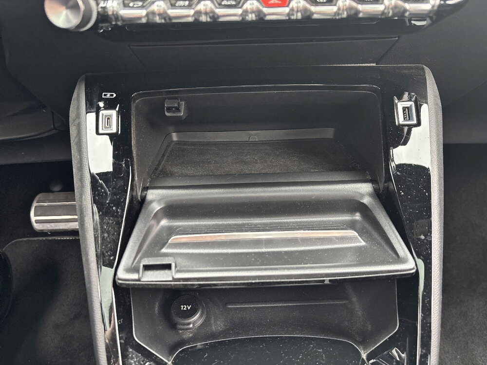 Occasion PEUGEOT 208 208 Electrique 50 kWh 136ch - GT