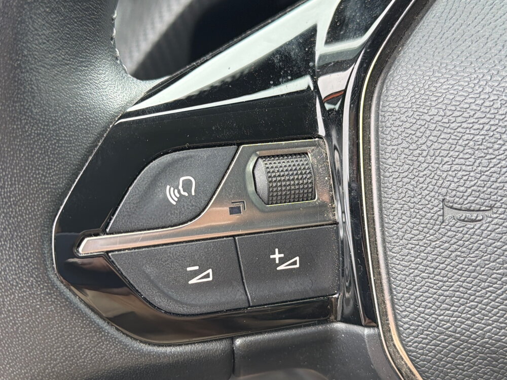 Occasion PEUGEOT 2008 2008 Electrique 136 ch - Allure Pack