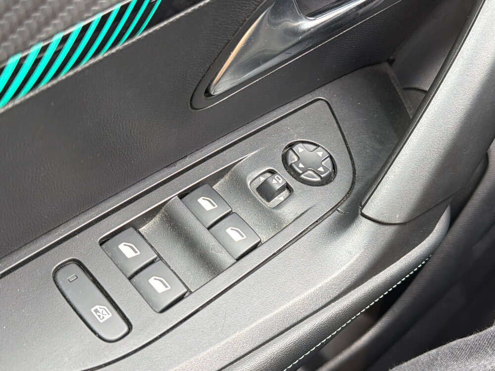 Occasion PEUGEOT 2008 2008 Electrique 136 ch - Allure Pack