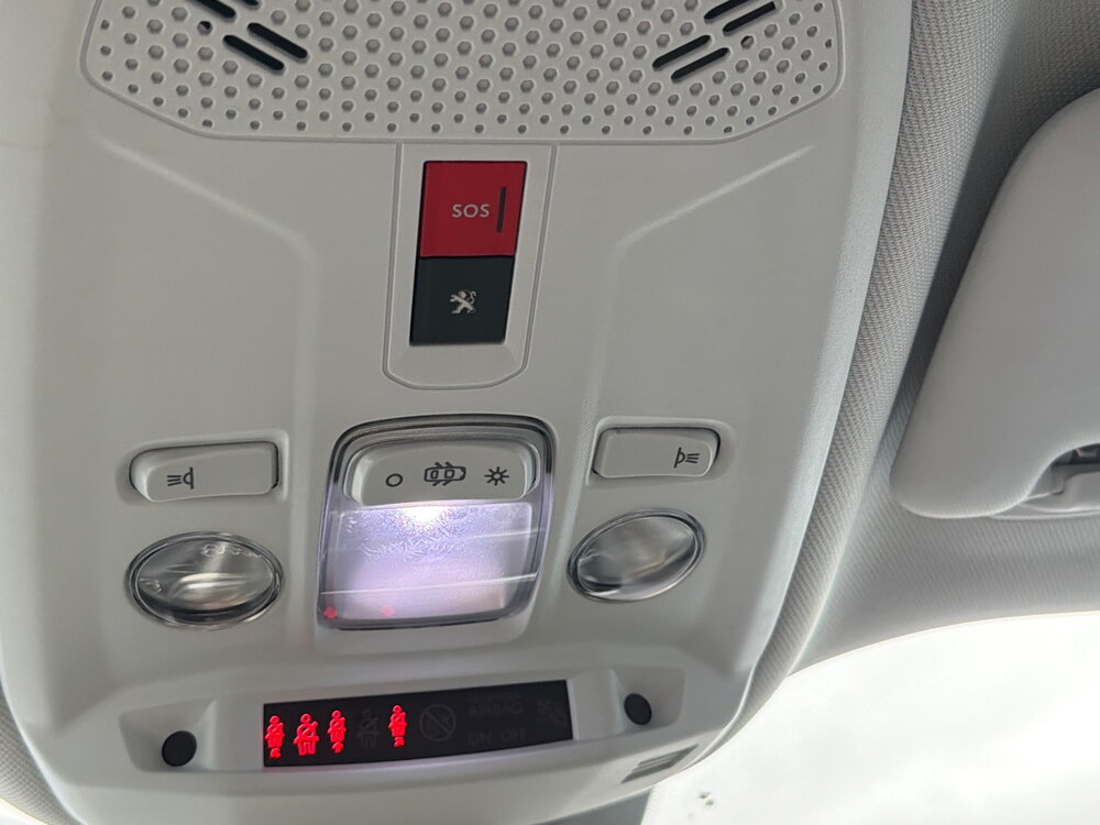 Occasion PEUGEOT 2008 2008 Electrique 136 ch - Allure Pack