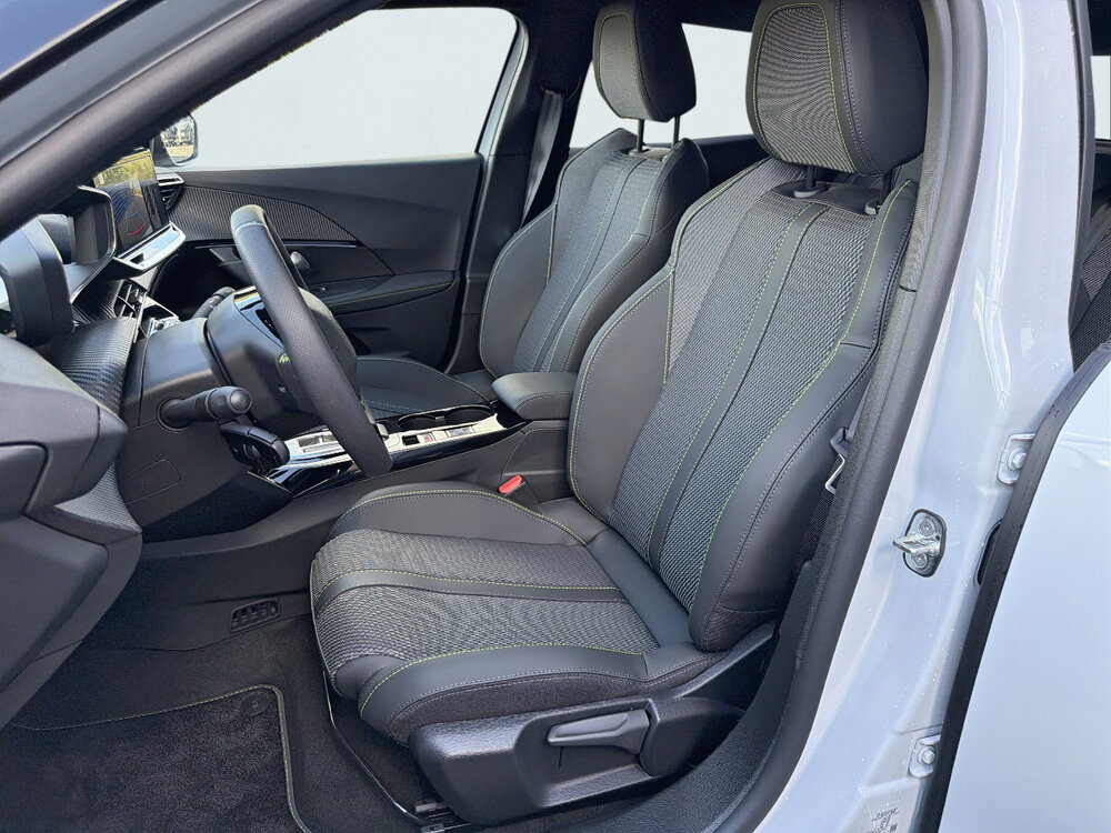 Occasion PEUGEOT 2008 2008 Hybrid 145 ch e-DCS6 - GT