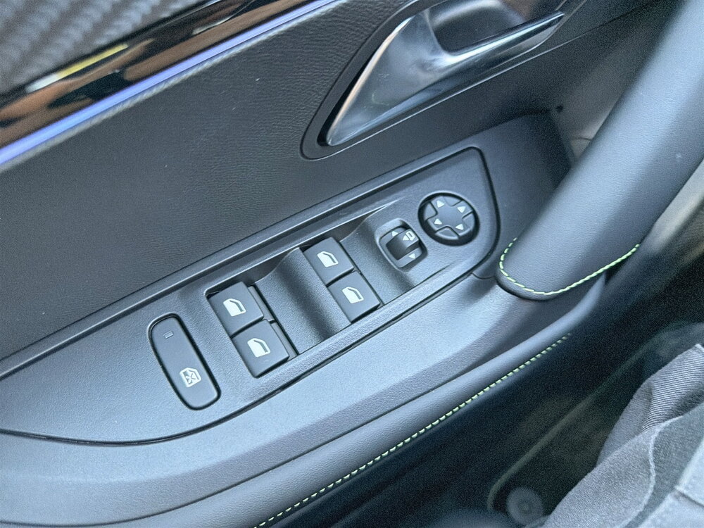 Occasion PEUGEOT 2008 2008 Hybrid 145 ch e-DCS6 - GT