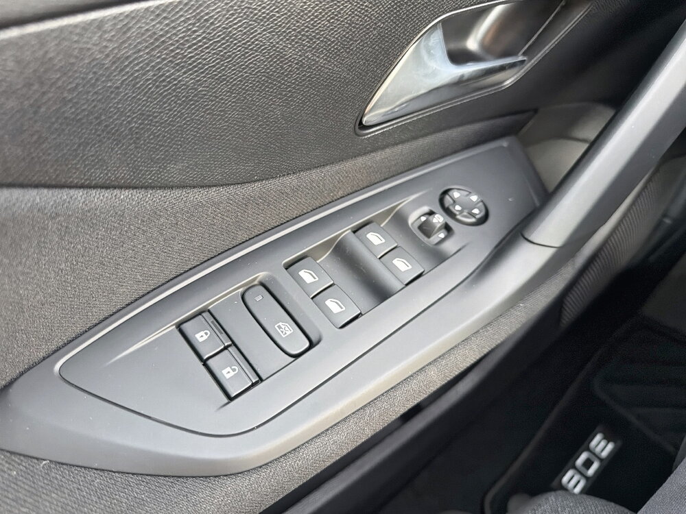 Occasion PEUGEOT 308 308 Hybrid 145 e-DCS6 - Edition