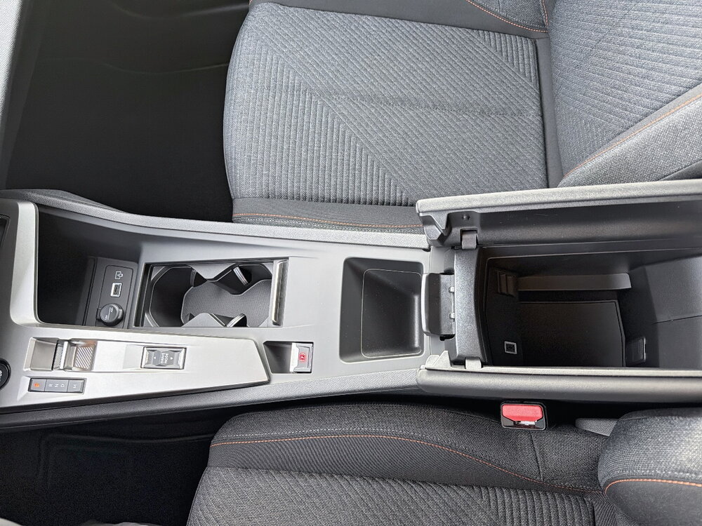 Occasion PEUGEOT 308 308 Hybrid 145 e-DCS6 - Edition