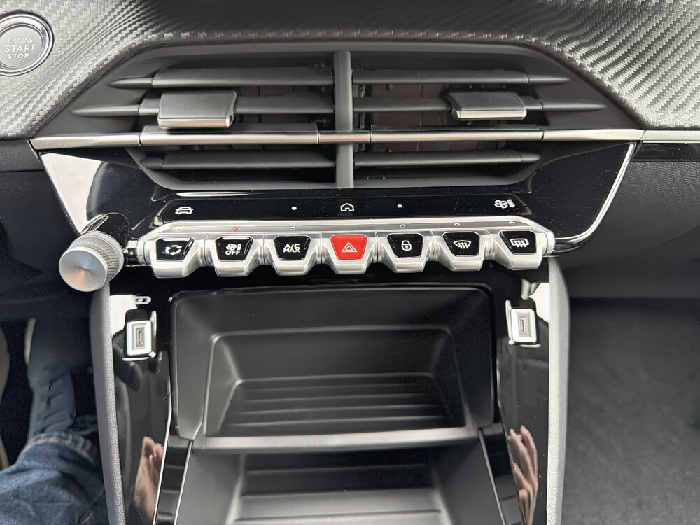 Occasion PEUGEOT 208 208 Electrique 136 ch 50 kWh - Allure