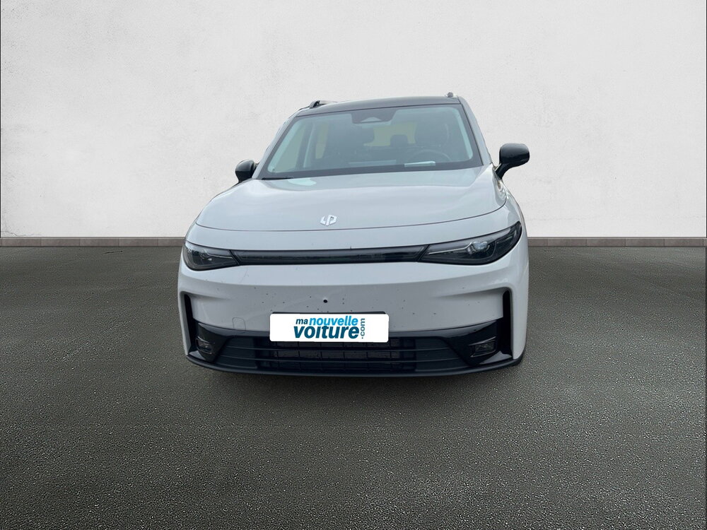 Occasion LEAPMOTOR C10 C10 REEV 28.4 kWh - 158 kW - Design