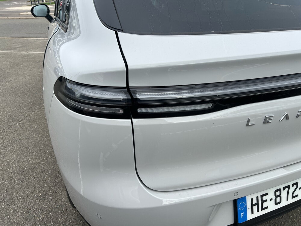 Occasion LEAPMOTOR C10 C10 REEV 28.4 kWh - 158 kW - Design