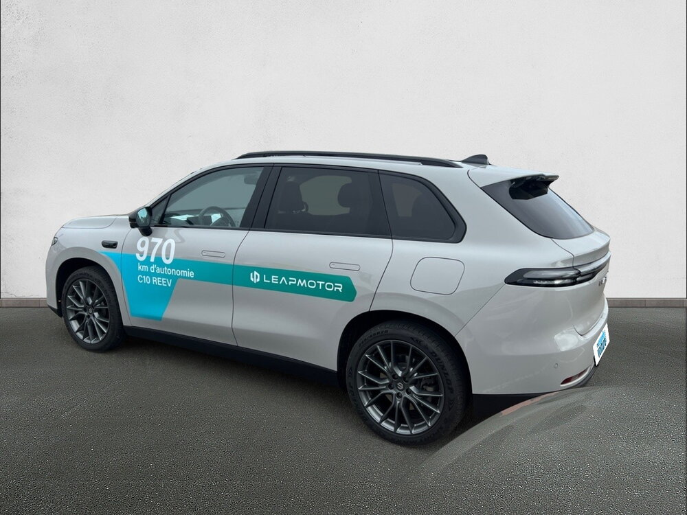 Occasion LEAPMOTOR C10 C10 REEV 28.4 kWh - 158 kW - Design