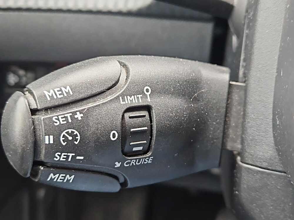 Occasion PEUGEOT 208 208 Electrique 50 kWh 136ch - Allure Business
