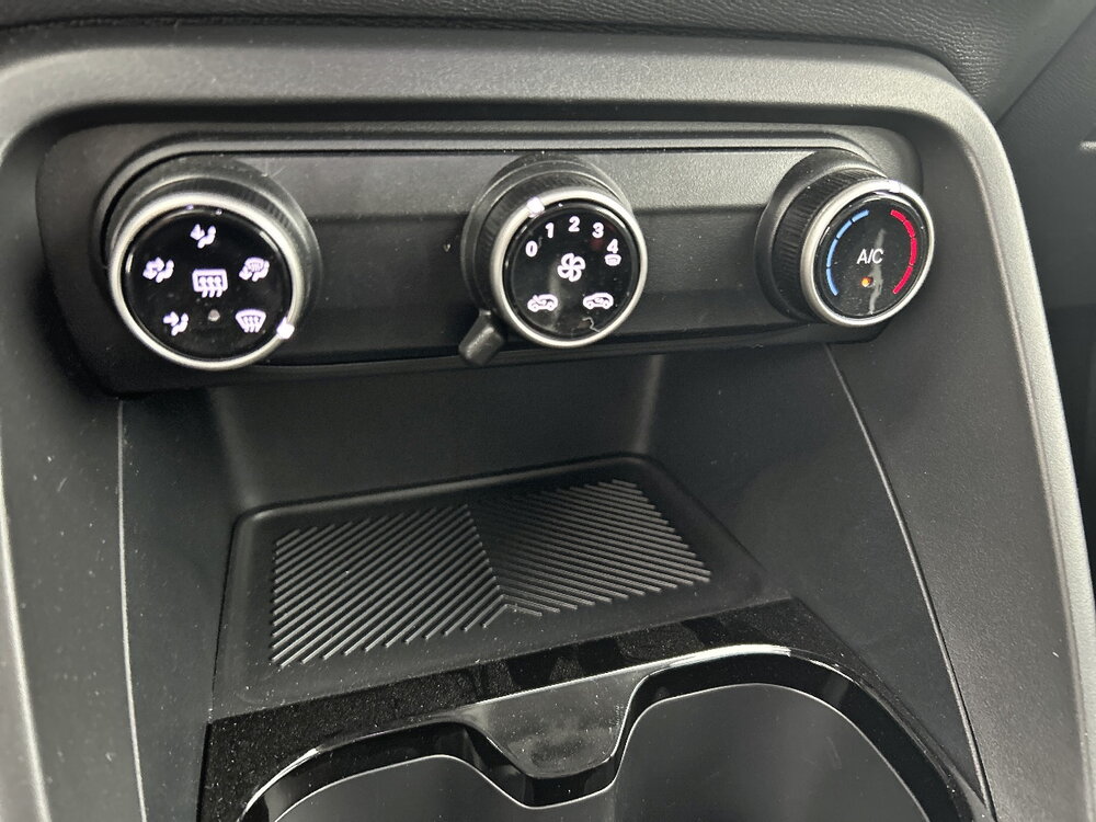 Occasion CITROEN C3 e-C3 113 ch - Plus