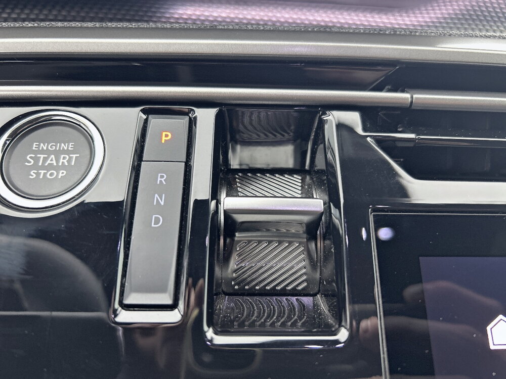 Occasion PEUGEOT 3008 3008 Electrique 210 ch 73 kWh - GT