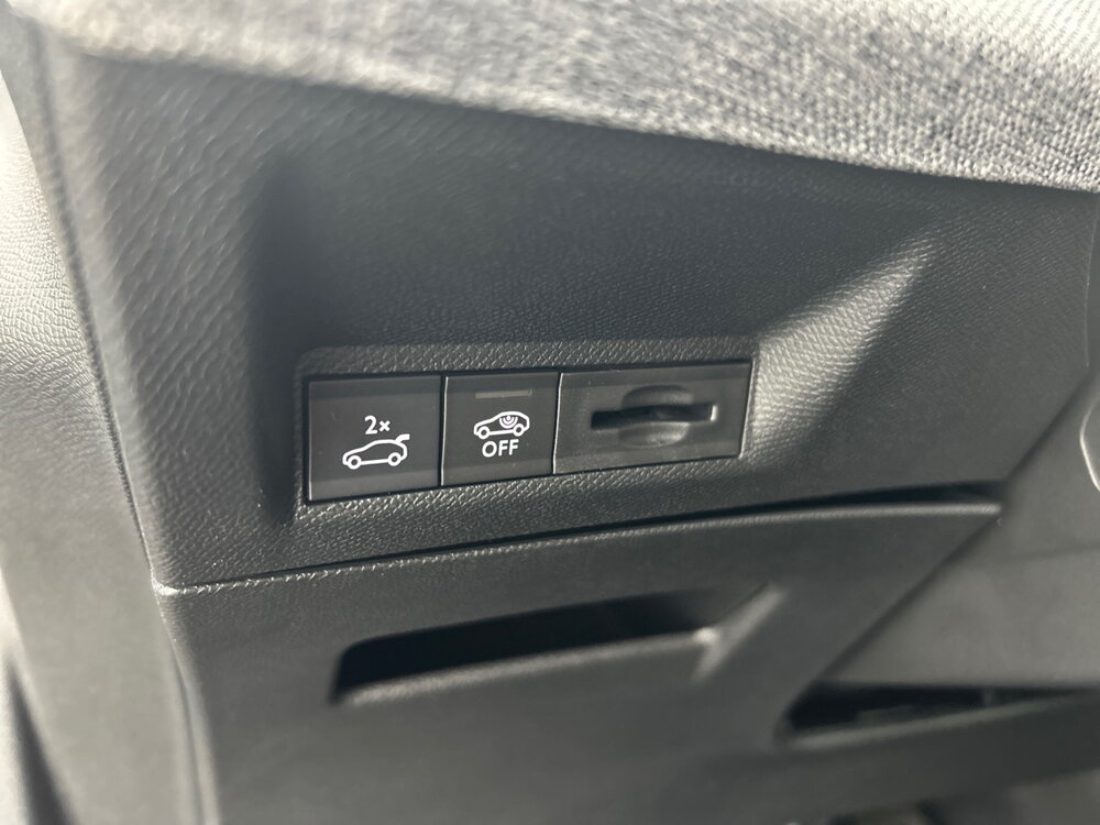 Occasion PEUGEOT 3008 3008 Hybrid 145 e-DCS6 - GT