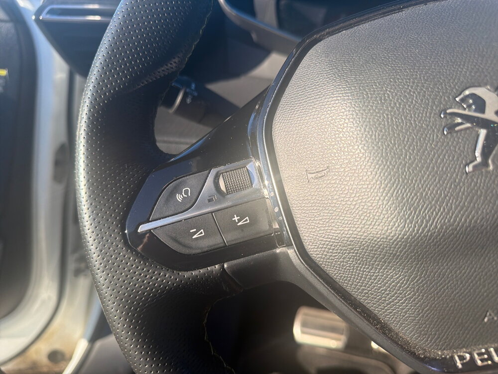 Occasion PEUGEOT 2008 2008 Electrique 136 ch - GT
