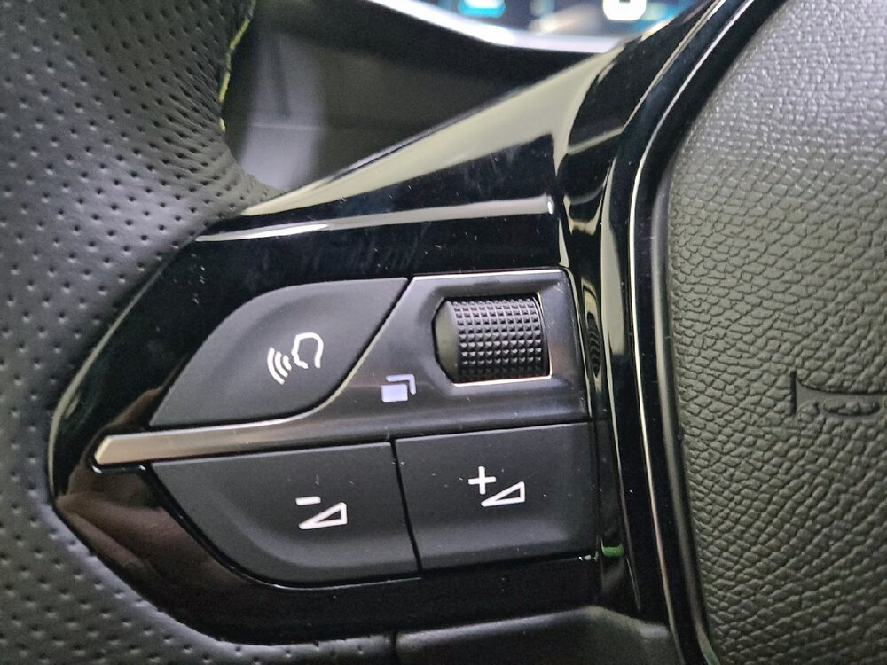 Occasion PEUGEOT 208 208 PureTech 100 S&S BVM6 - GT