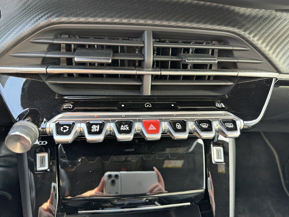 Occasion PEUGEOT 208 208 Hybrid 136 e-DCS6 - GT
