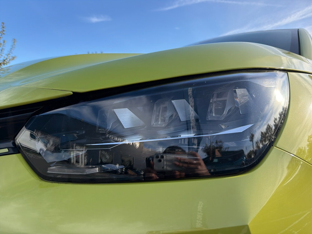 Occasion PEUGEOT 208 208 Hybrid 136 e-DCS6 - GT