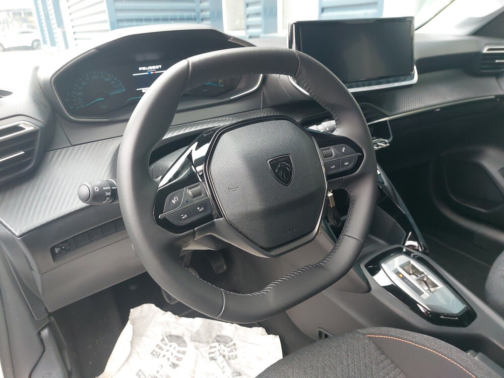 Occasion PEUGEOT 208 208 Hybrid 100 e-DCS6 - EDITION