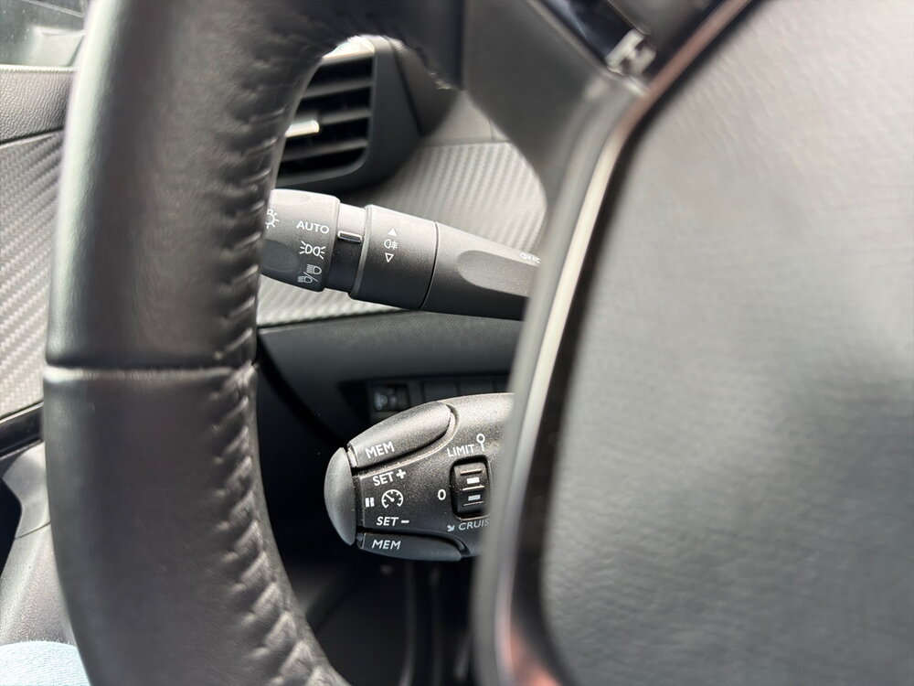 Occasion PEUGEOT 2008 2008 Electrique 50 kWh 136 ch - Allure