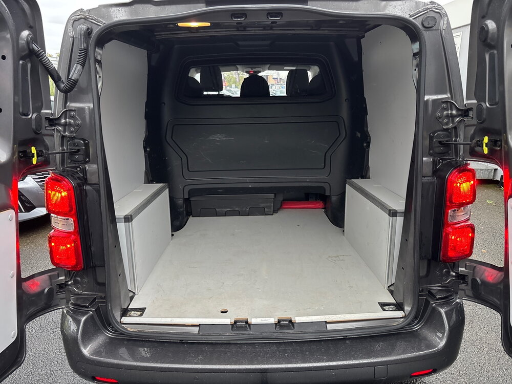 Occasion PEUGEOT Expert EXPERT CA FIXE M BLUEHDI 180 S&S EAT8