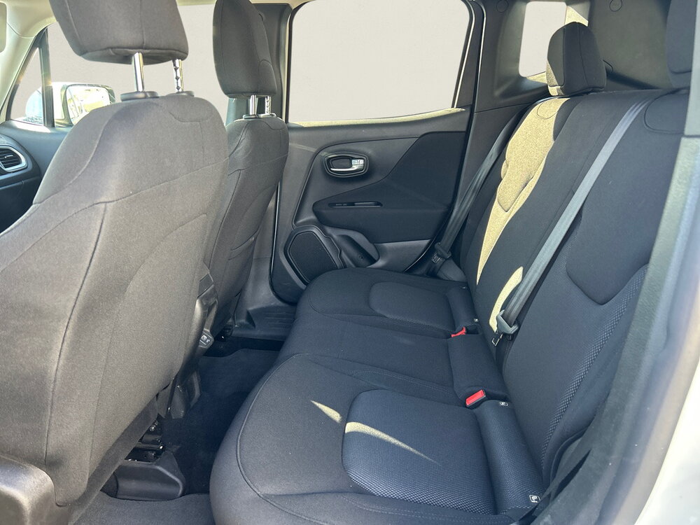 Occasion JEEP Renegade Renegade 1.0 GSE T3 120 ch BVM6 - Quicksilver Winter Edition