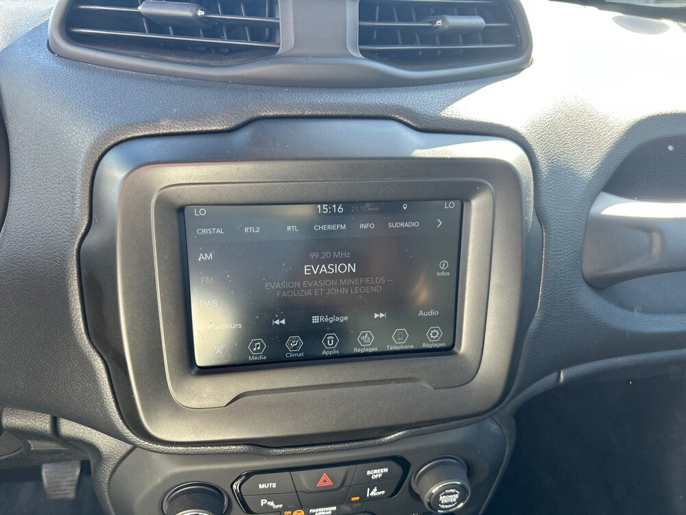 Occasion JEEP Renegade Renegade 1.0 GSE T3 120 ch BVM6 - Quicksilver Winter Edition