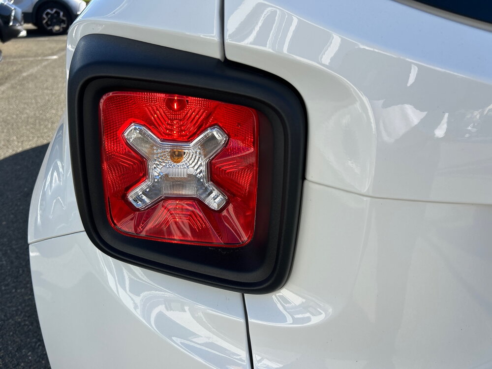Occasion JEEP Renegade Renegade 1.0 GSE T3 120 ch BVM6 - Quicksilver Winter Edition