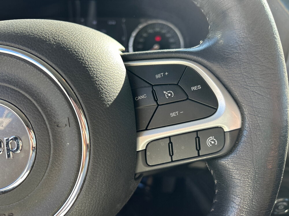 Occasion JEEP Renegade Renegade 1.0 GSE T3 120 ch BVM6 - Quicksilver Winter Edition