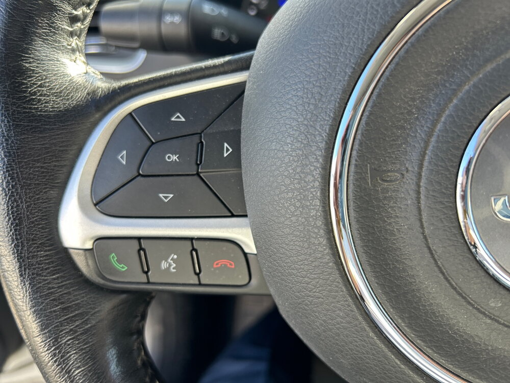 Occasion JEEP Renegade Renegade 1.0 GSE T3 120 ch BVM6 - Quicksilver Winter Edition