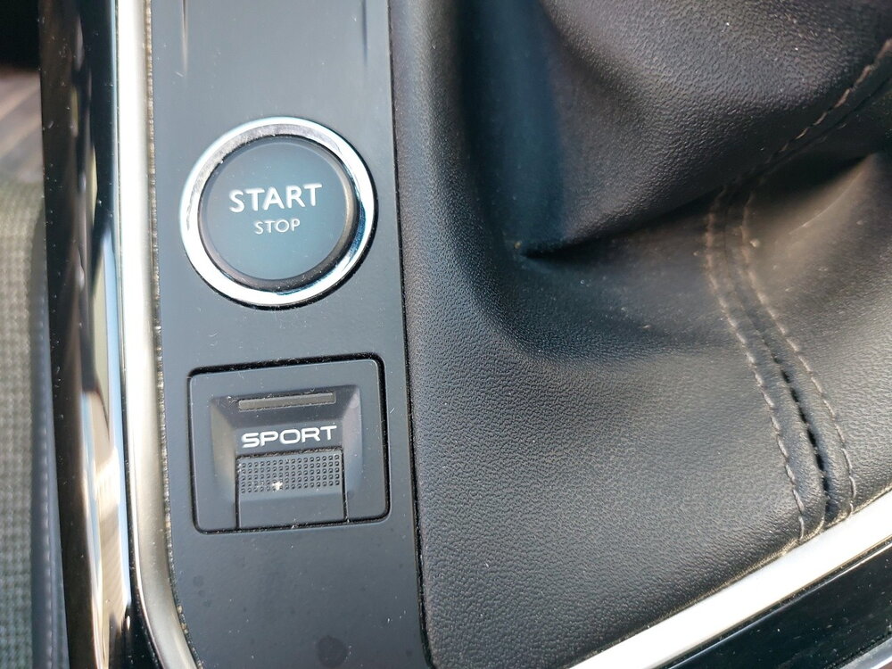 Occasion PEUGEOT 3008 3008 1.2 Puretech 130ch S&S BVM6 - Allure Business