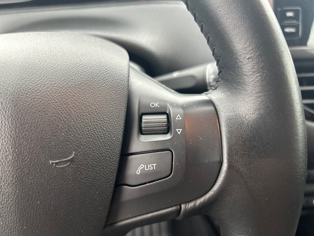 Occasion PEUGEOT 2008 2008 BlueHDi 100ch S&S BVM5 - Signature