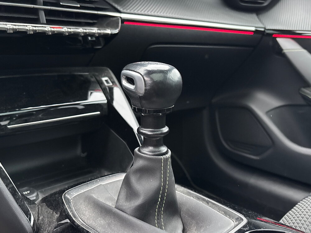 Occasion PEUGEOT 208 208 PureTech 100 S&S BVM6 - GT