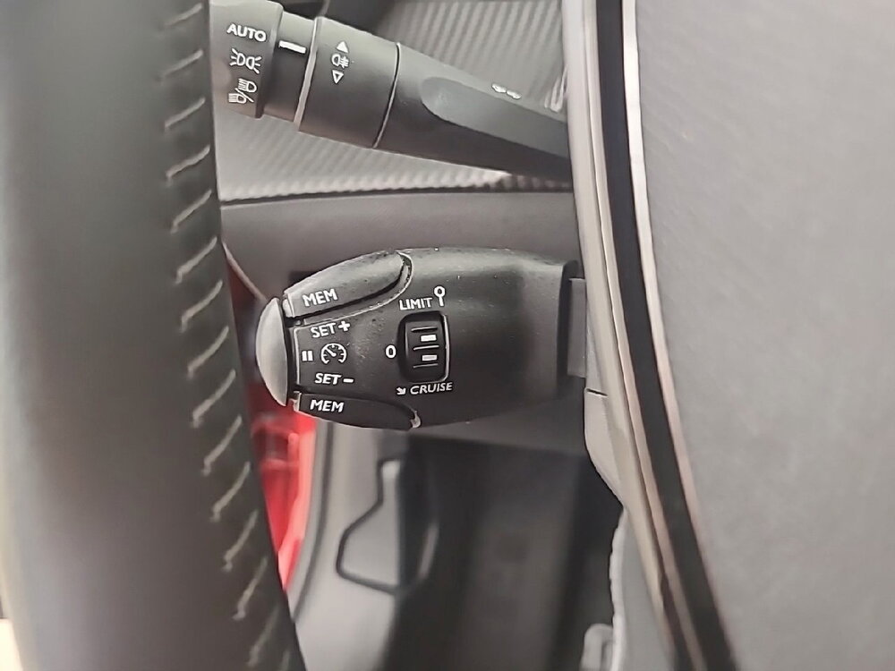 Occasion PEUGEOT 208 208 PureTech 100 S&S BVM6 - Active