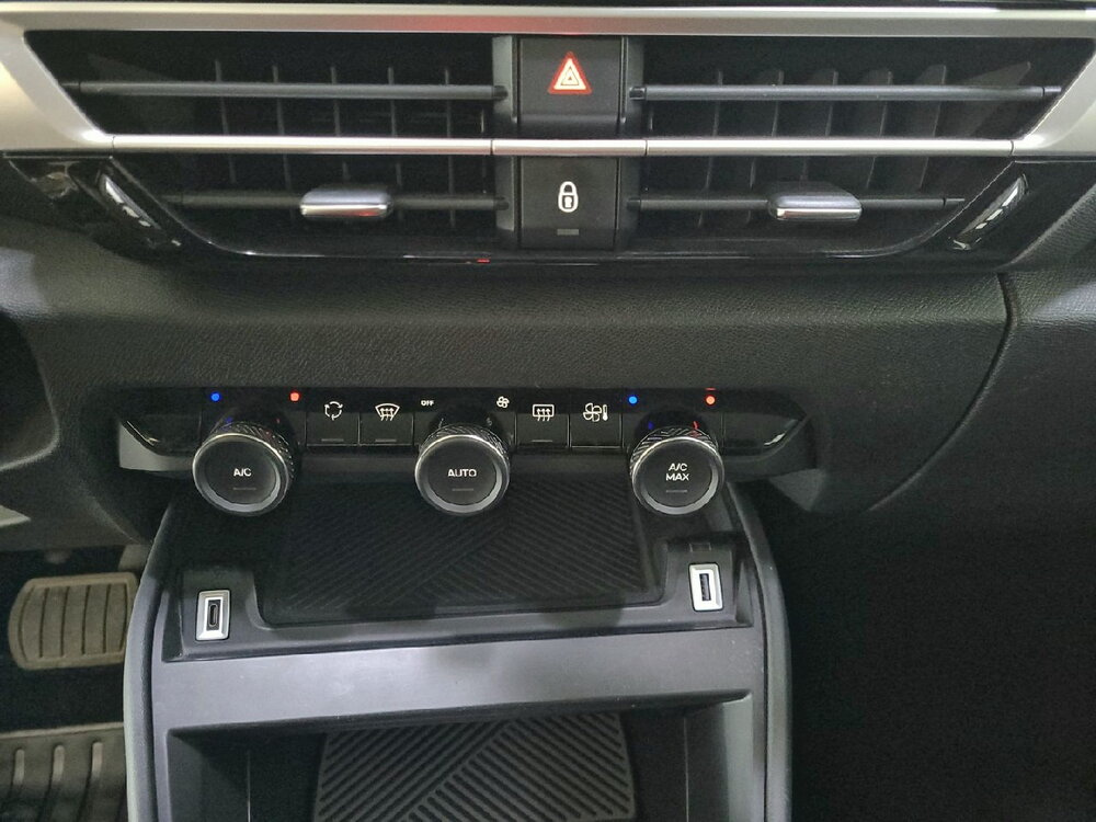 Occasion CITROEN C4 e-C4 136 ch Automatique - Feel
